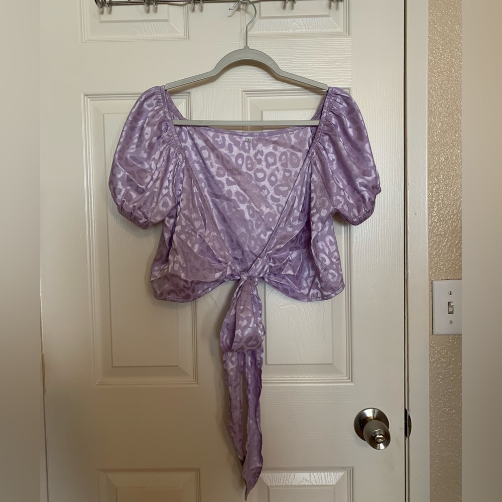 Silky lavender cheetah print top